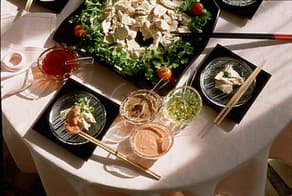 蒸し鶏の4色ソース