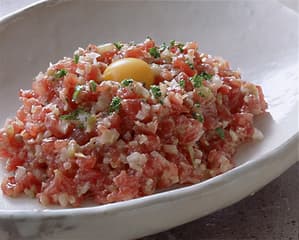 まぐろのタルタルステーキ風