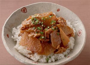 大根と豚ロース肉のみそ炒め煮