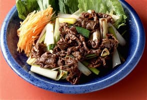 牛肉とねぎの甘みそ炒め