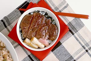 照り焼きステーキどんぶり