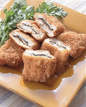 明太子マヨネーズをはさんだチキンカツ