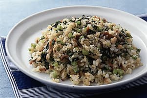野沢菜と豚肉の炒飯