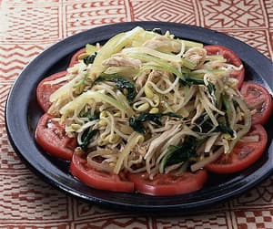セロリとささ身の中国風サラダ