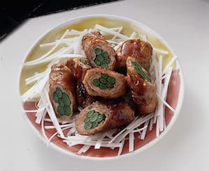 にんにくの茎巻き豚肉のオイスターソース味