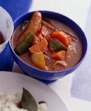 ソーセージと野菜のトマト煮