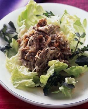 牛しゃぶしゃぶ肉の粒マスタードあえ