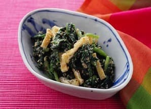 ほうれん草と油揚げのごまみそあえ