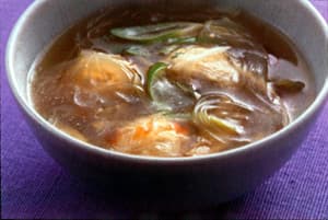 鶏だんごと春雨のスープ