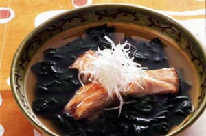 ほうれん草と鮭のスープ