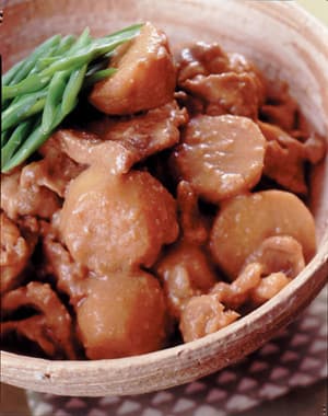 里いもと豚肉のごまみそ煮
