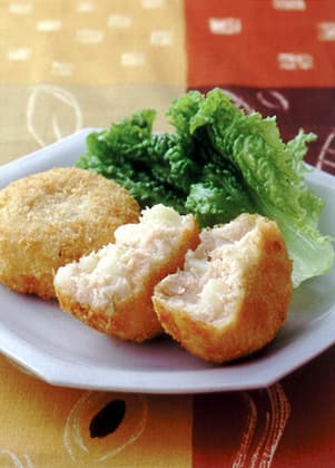 鮭のポテトコロッケ