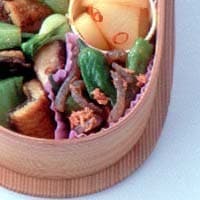 鮭フレークと糸こんにゃくの炒めもの