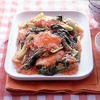 鮭と青梗菜のチリソース炒め