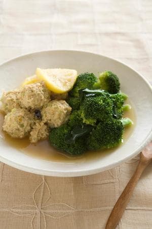 ブロッコリーと鶏だんごの煮もの