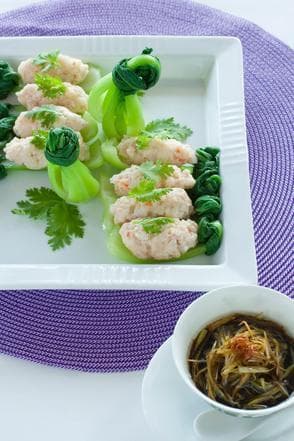 青梗菜のえびだんごのせ