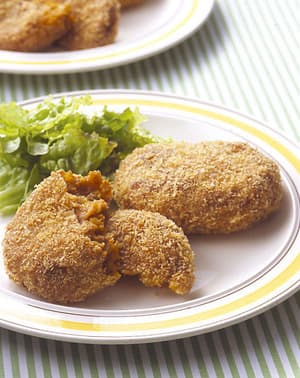 カレーミートコロッケ