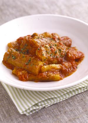 ごぼうと鶏肉のトマト煮込み