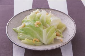 キャベツの干しえび炒め