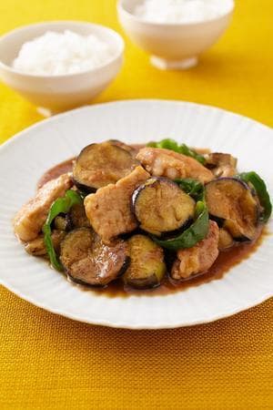なすと豚肉のみそ炒め