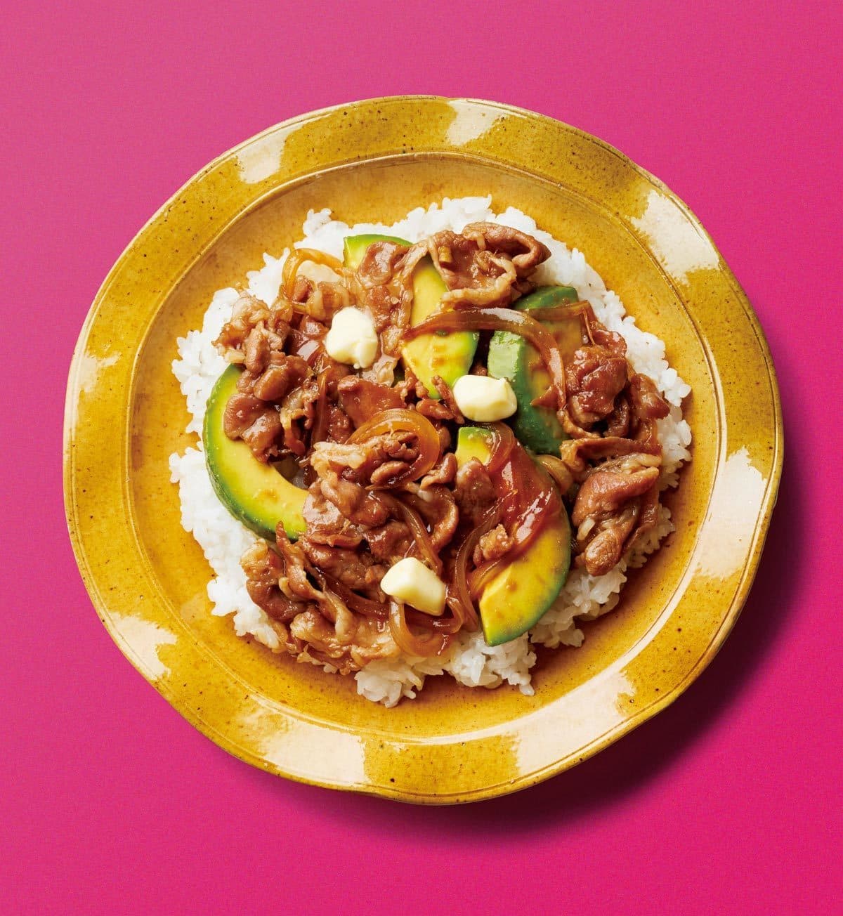 アボカドポークジンジャー丼